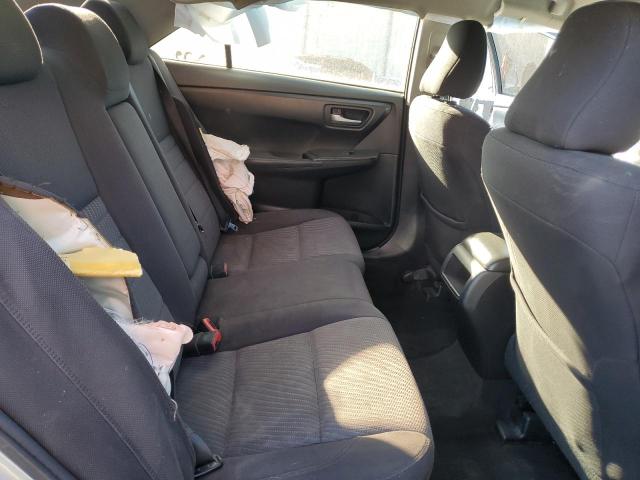 4T1BF1FK6GU548069 - 2016 TOYOTA CAMRY LE SILVER photo 10