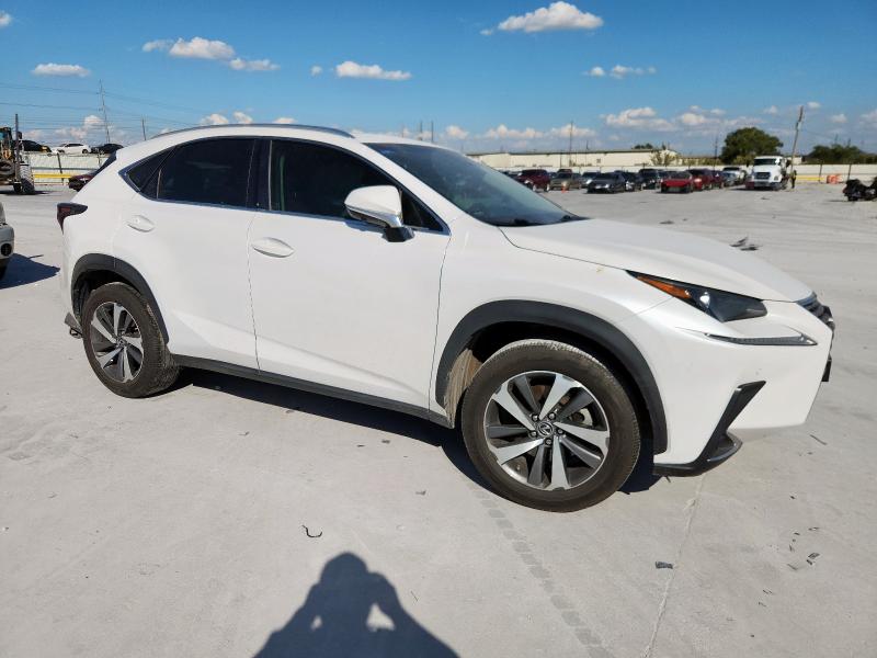 JTJYARBZ3K2128639 - 2019 LEXUS NX 300 BASE Белый фото 4