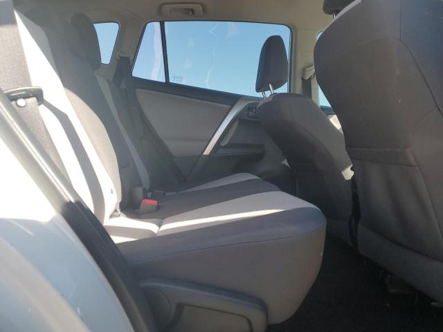 JTMZFREV7FJ042702 - 2015 TOYOTA RAV4 LE 白色 照片 11