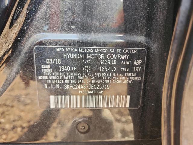 3KPC24A37JE025719 - 2018 HYUNDAI ACCENT SE Қара фото 13