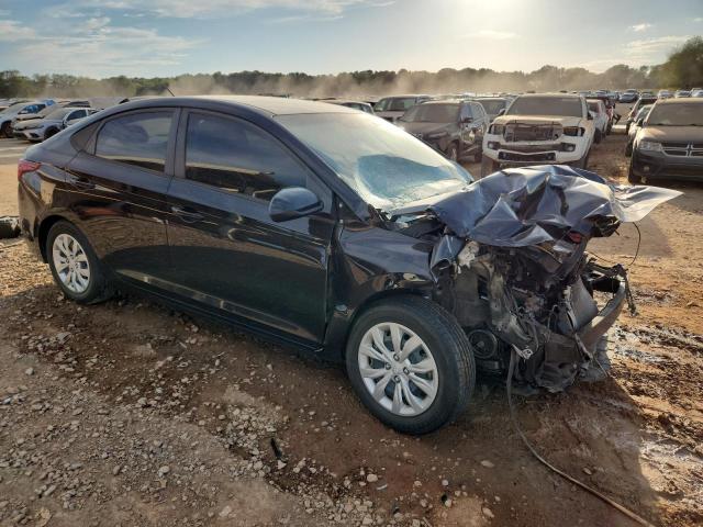 3KPC24A37JE025719 - 2018 HYUNDAI ACCENT SE Қара фото 4