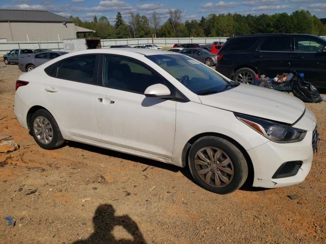 3KPC24A67ME131473 - 2021 HYUNDAI ACCENT SE WHITE photo 4