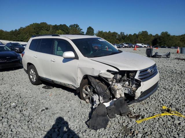 5TDZA3EH9BS011907 - 2011 TOYOTA HIGHLANDER BASE أبيض صورة 4