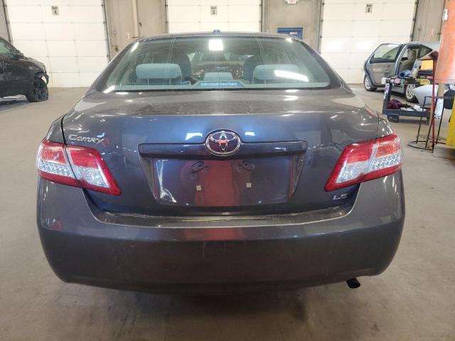 4T4BF3EK1BR097905 - 2011 TOYOTA CAMRY BASE ნაცრისფერი ფოტო 6