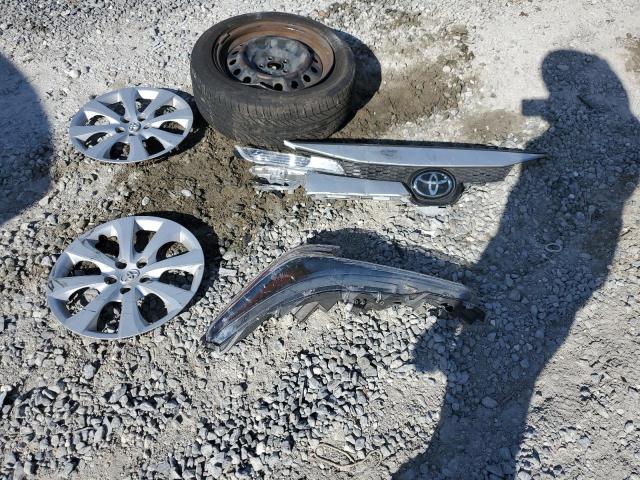 JTDEPMAE7NJ215069 - 2022 TOYOTA COROLLA LE SILVER photo 12