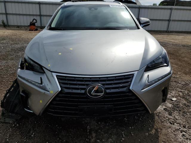 JTJYARBZ1J2116018 - 2018 LEXUS NX 300 BASE ვერცხლისფერი ფოტო 5
