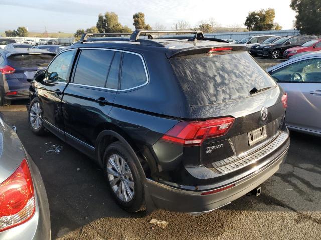 3VV3B7AX6JM106609 - 2018 VOLKSWAGEN TIGUAN SE BLACK photo 2