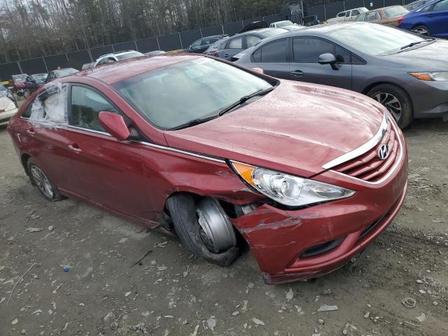 5NPEB4AC1DH799442 - 2013 HYUNDAI SONATA GLS RED photo 4