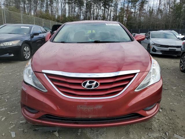 5NPEB4AC1DH799442 - 2013 HYUNDAI SONATA GLS RED photo 5