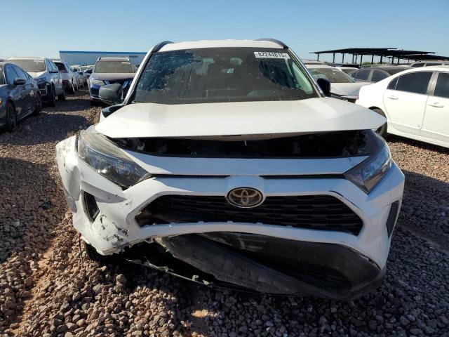 2T3H1RFV8KW007431 - 2019 TOYOTA RAV4 LE WHITE photo 5