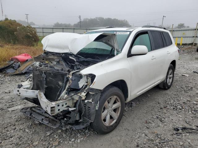 2010 TOYOTA HIGHLANDER SE, 