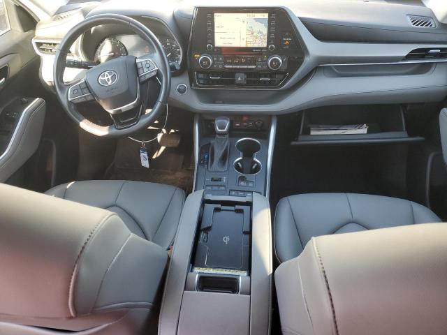 5TDHZRBH2MS058307 - 2021 TOYOTA HIGHLANDER XLE WHITE photo 8