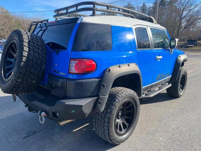 JTEBU11F470025267 - 2007 TOYOTA FJ CRUISER BLUE photo 3