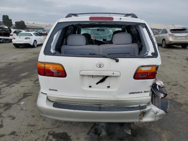 4T3ZF13C0YU214026 - 2000 TOYOTA SIENNA LE WHITE photo 6