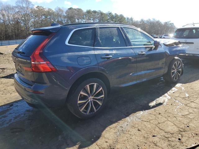 YV4L12DK4N1976525 - 2022 VOLVO XC60 B5 MOMENTUM BLUE photo 3