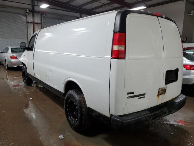 1GCWGGCA8B1189058 - 2011 CHEVROLET EXPRESS G2 WHITE photo 2