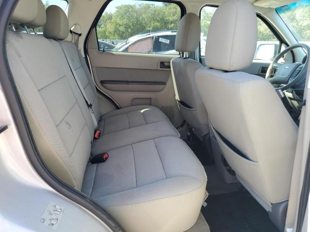1FMCU0DG8BKA49250 - 2011 FORD ESCAPE XLT SILVER photo 11