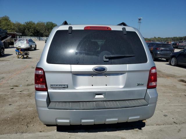 1FMCU0DG8BKA49250 - 2011 FORD ESCAPE XLT SILVER photo 6