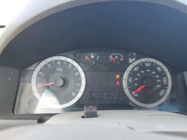 1FMCU0DG8BKA49250 - 2011 FORD ESCAPE XLT SILVER photo 9