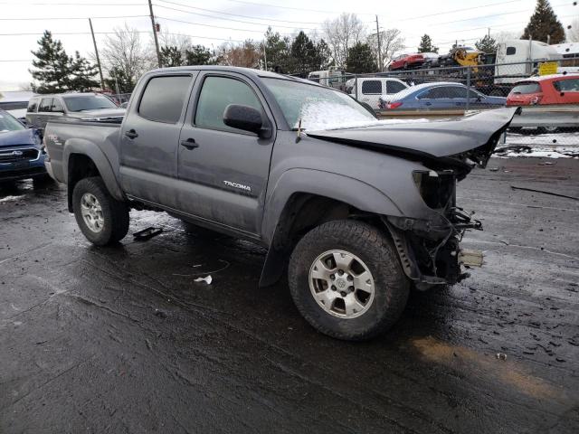 5TELU4ENXAZ683131 - 2010 TOYOTA TACOMA DOUBLE CAB GRAY photo 4