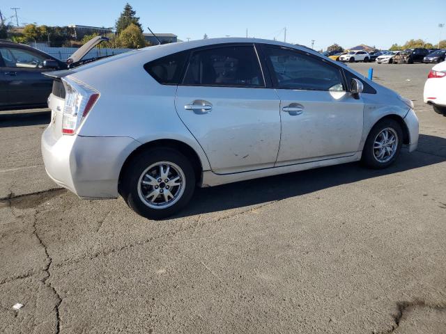 JTDKN3DU9C5417729 - 2012 TOYOTA PRIUS ვერცხლისფერი ფოტო 3