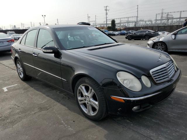 WDBUF56J76A949401 - 2006 MERCEDES-BENZ E 350 BLACK photo 4