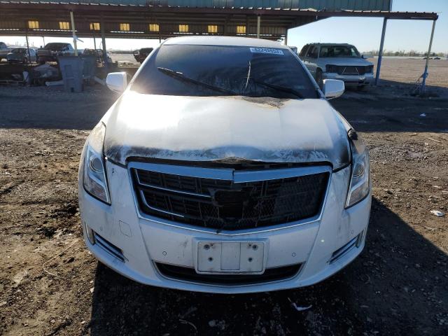 2G61N5S31H9115026 - 2017 CADILLAC XTS LUXURY WHITE photo 5