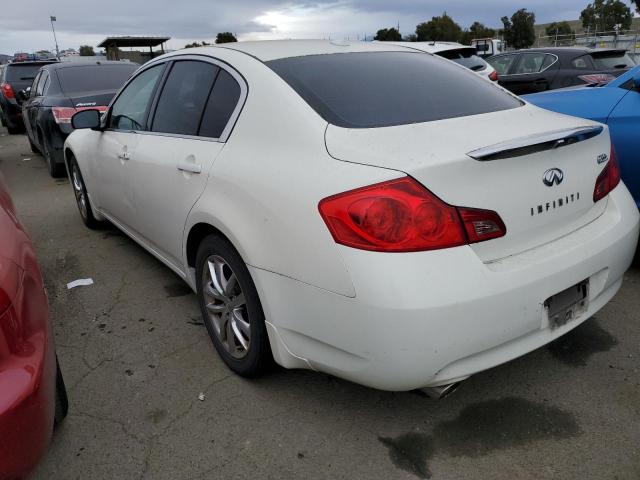 JNKBV61F38M269497 - 2008 INFINITI G35 WHITE photo 2