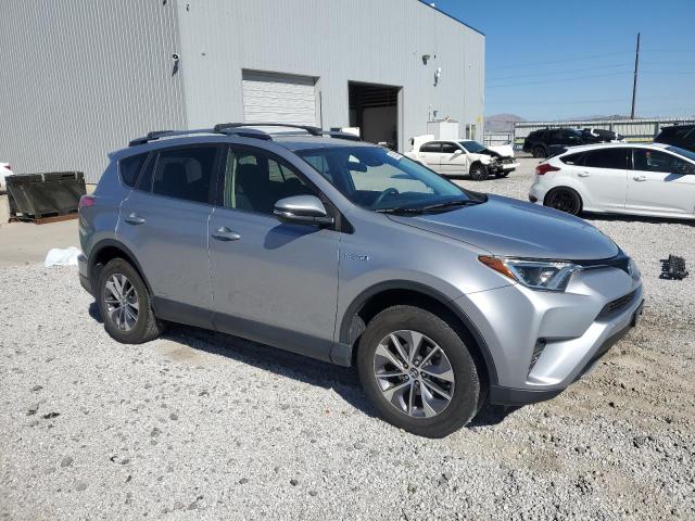 JTMRJREV5JD236750 - 2018 TOYOTA RAV4 HV LE Gümüş fotoğraf 4