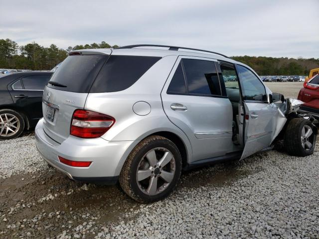 4JGBB86E69A524776 - 2009 MERCEDES-BENZ ML 350 SILVER photo 3