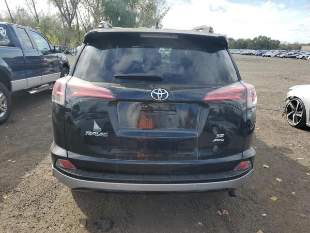 2T3JFREVXJW743645 - 2018 TOYOTA RAV4 SE Qara foto 6