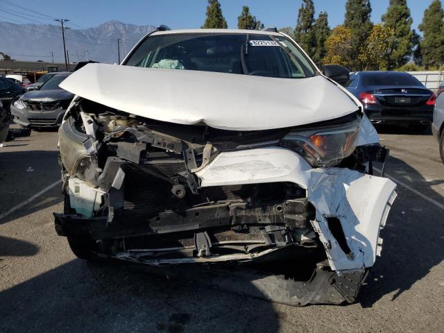 2T3BFREV9GW533325 - 2016 TOYOTA RAV4 LE WHITE photo 5
