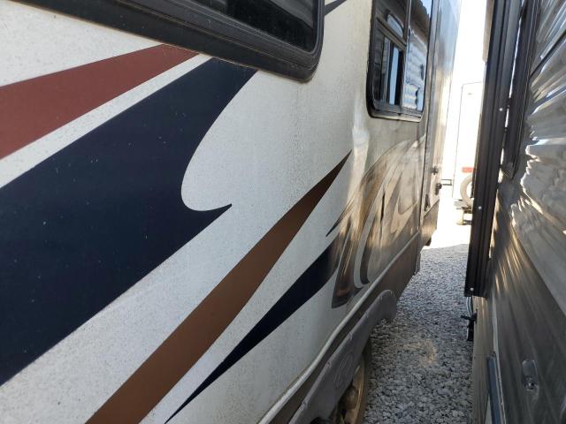 4YDT25021B1530932 - 2011 KEYSTONE SPRINTER WHITE photo 9