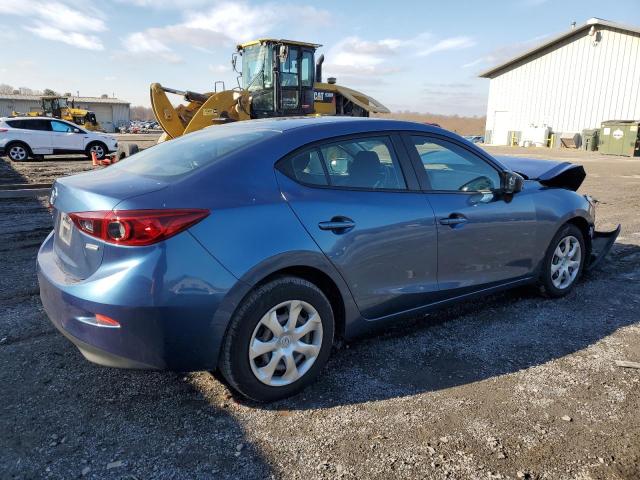 3MZBN1U78JM174126 - 2018 MAZDA 3 SPORT BLUE photo 3