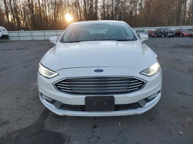 3FA6P0RU0HR388635 - 2017 FORD FUSION TITANIUM HEV WHITE photo 5