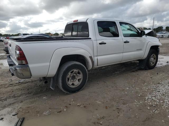 5TFJU4GN9DX035604 - 2013 TOYOTA TACOMA DOUBLE CAB PRERUNNER WHITE photo 3