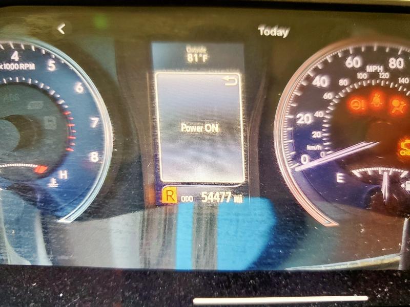 4T1BF1FK4HU781921 - 2017 TOYOTA CAMRY LE 红色 照片 9