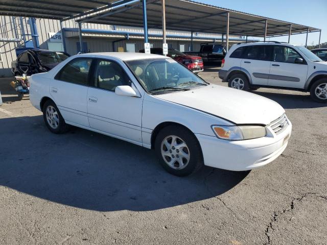 JT2BG22K8Y0418325 - 2000 TOYOTA CAMRY CE თეთრი ფოტო 4