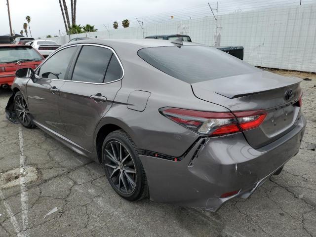 4T1G11AK2RU194274 - 2024 TOYOTA CAMRY SE NIGHT SHADE CHARCOAL photo 2