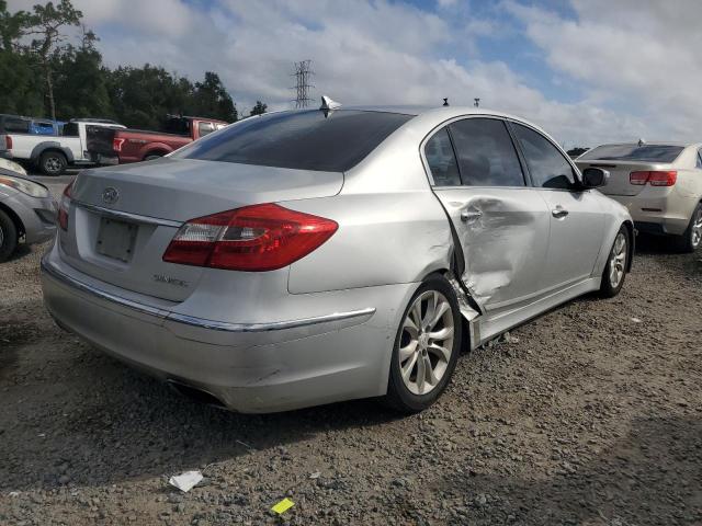 KMHGC4DD6DU236804 - 2013 HYUNDAI GENESIS 3.8L SILVER photo 3