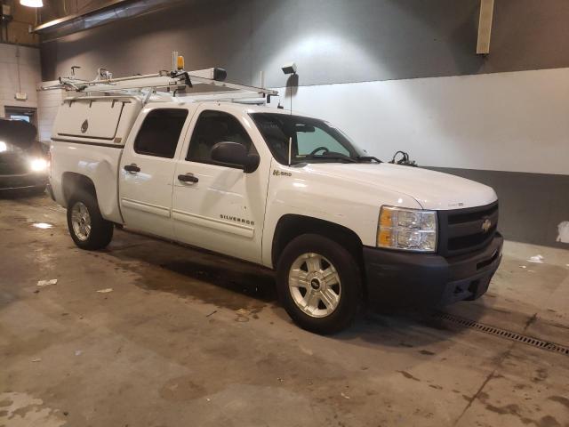 3GCXCUEJ7AG216214 - 2010 CHEVROLET SILVERADO C1500 HYBRID WHITE photo 4