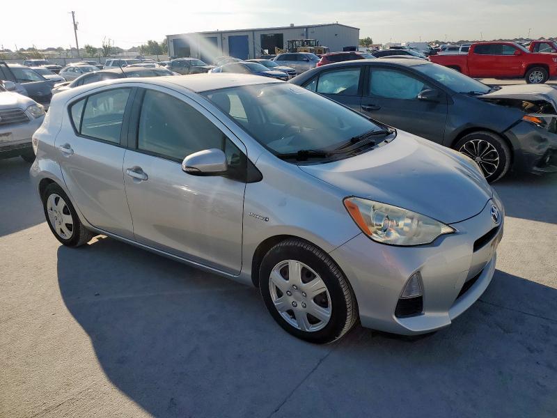 JTDKDTB33C1501050 - 2012 TOYOTA PRIUS C SILVER photo 4