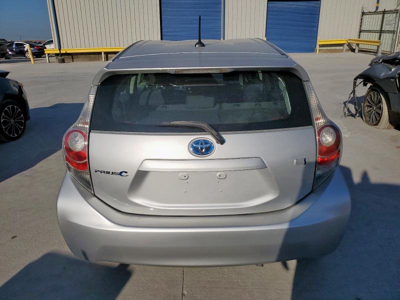 JTDKDTB33C1501050 - 2012 TOYOTA PRIUS C SILVER photo 6