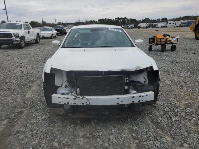 2C3CCAAGXCH138753 - 2012 CHRYSLER 300 WHITE photo 5