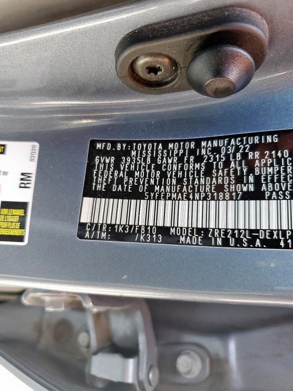 5YFEPMAE4NP318817 - 2022 TOYOTA COROLLA LE GRAY photo 12