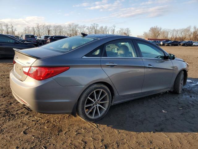 5NPEC4AB8CH452712 - 2012 HYUNDAI SONATA SE GRAY photo 3