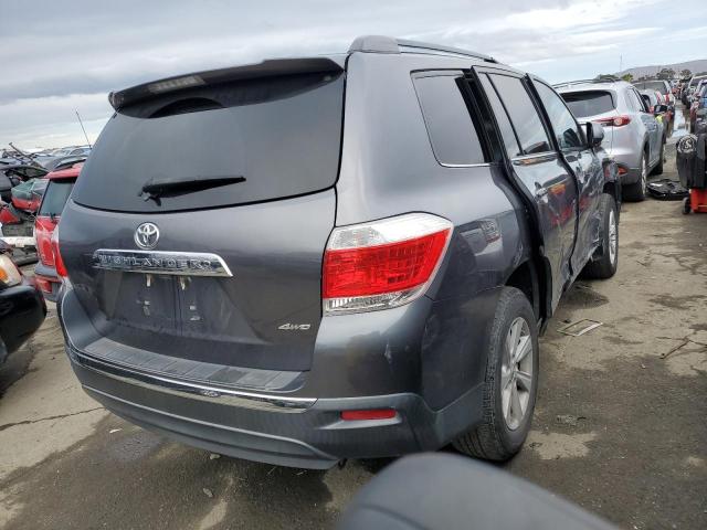 5TDBK3EH0DS272389 - 2013 TOYOTA HIGHLANDER BASE GRAY photo 3