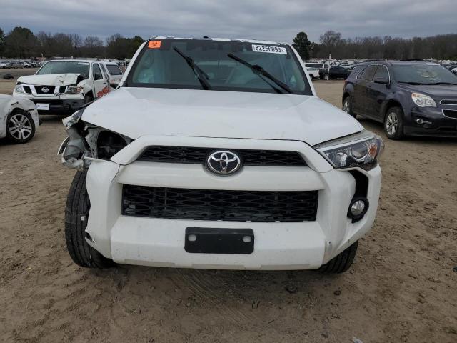 JTEZU5JR0F5101956 - 2015 TOYOTA 4RUNNER SR5 WHITE photo 5