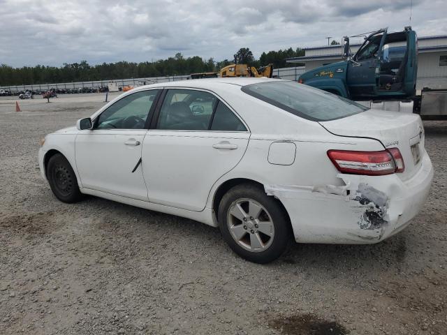 4T1BF3EKXBU620316 - 2011 TOYOTA CAMRY BASE WHITE photo 2