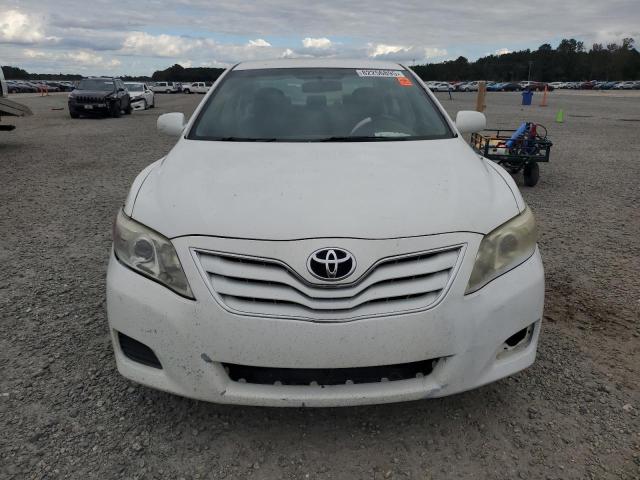 4T1BF3EKXBU620316 - 2011 TOYOTA CAMRY BASE WHITE photo 5
